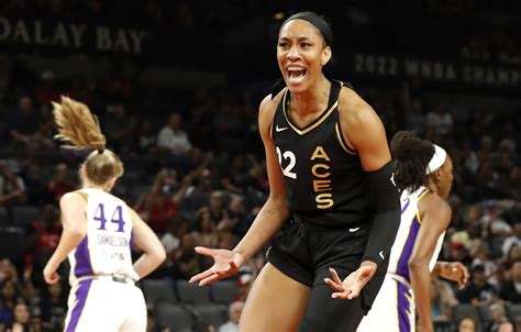 Harris praises 2022 WNBA champion Las Vegas Aces for ‘grit and determination’ on and off court